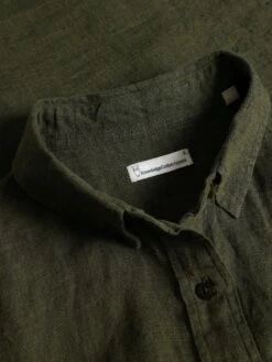 ASTER Fold Up Short Sleeve Linen Shirt - Burned Olive 12 ASTER Fold Up Short Sleeve Linen Shirt - Burned Olive -Knowledge Cotton Apparel Store ASTER fold up short sleeve linen shirt Shirts 2090004 1068 Burned Olive 4