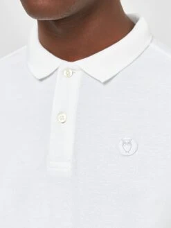Basic Badge Polo - Bright White 14 Basic Badge Polo - Bright White -Knowledge Cotton Apparel Store Basic badge polo Polos 20092 1010 Bright White 3