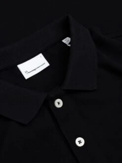 Basic Badge Polo - Black Jet 11 Basic Badge Polo - Black Jet -Knowledge Cotton Apparel Store Basic badge polo Polos 20092 1300 Black Jet 4