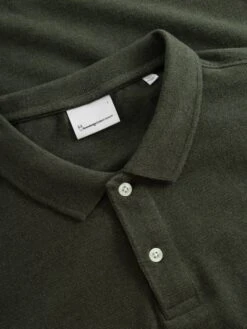 Basic Badge Polo - Green Melange 16 Basic Badge Polo - Green Melange -Knowledge Cotton Apparel Store Basic badge polo Polos 20092 1318 Green melange 6