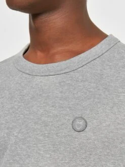 Basic Badge Sweat - Grey Melange 14 Basic Badge Sweat - Grey Melange -Knowledge Cotton Apparel Store Basic badge sweat Sweats 30518 1012 Grey Melange 3
