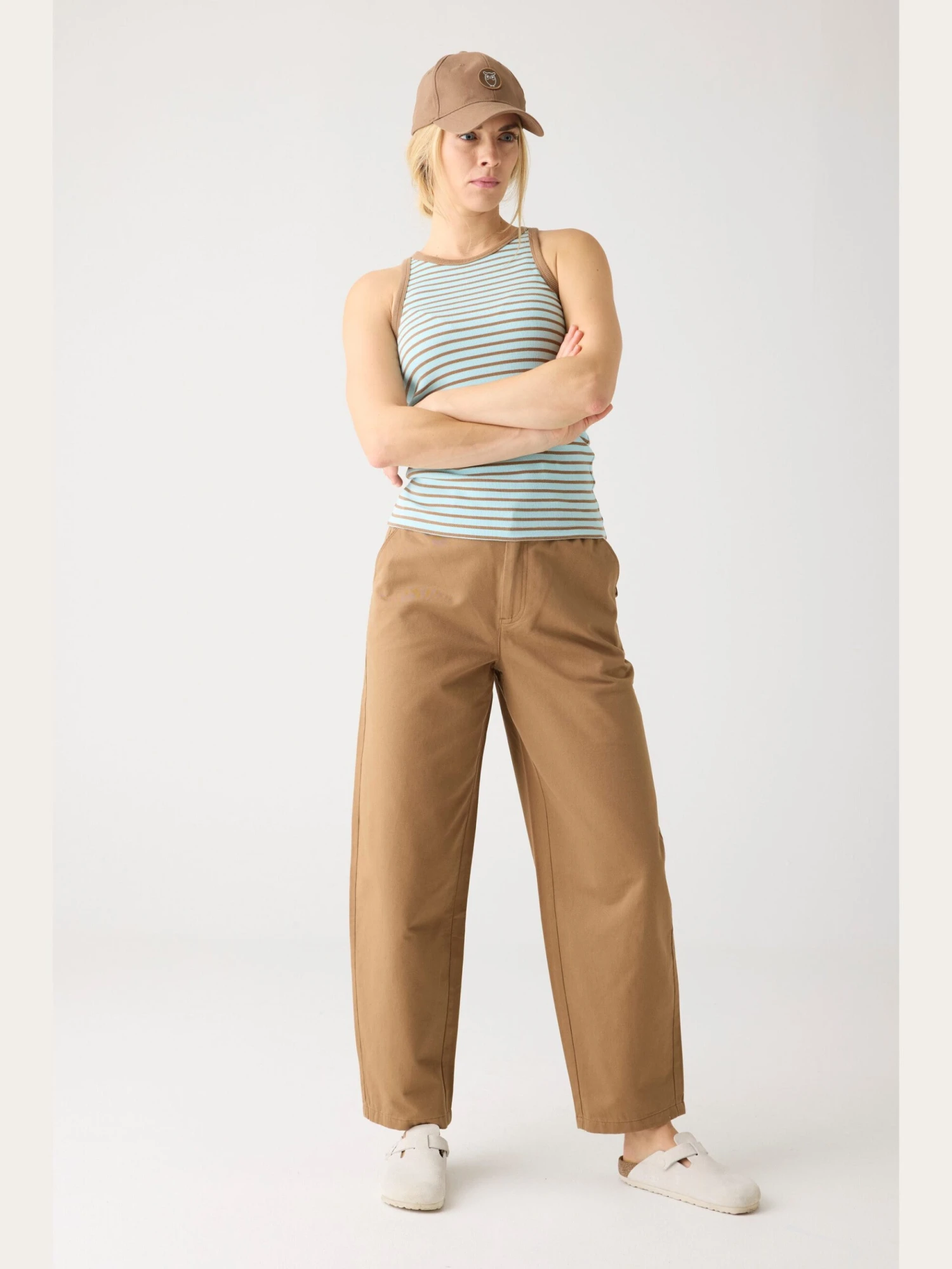 CHLOE Barrel Mid-rise Twill Chino - GOTS/Vegan - Tuffet 6 CHLOE Barrel Mid-rise Twill Chino - GOTS/Vegan - Tuffet - Image 4