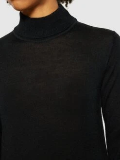 Fine Merino Roll Neck - RWS - Black Jet 11 Fine Merino Roll Neck - RWS - Black Jet -Knowledge Cotton Apparel Store Fine merino roll neck RWS Knits 2080062 1300 Black Jet 4