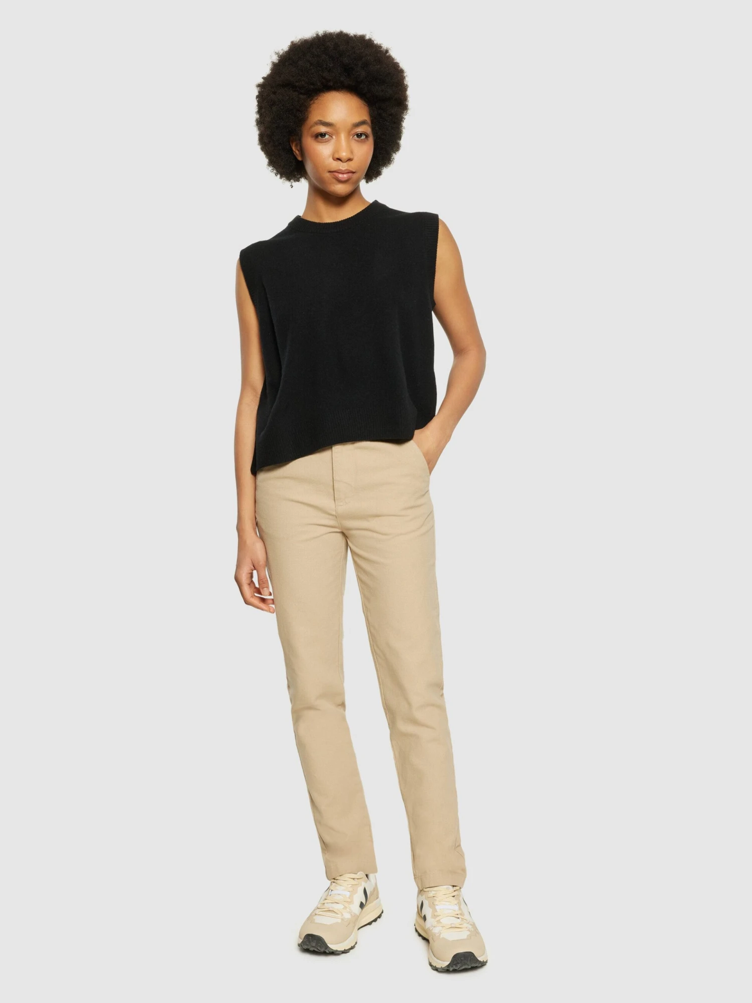 Lambswool Vest - Black Jet 6 Lambswool Vest - Black Jet - Image 4