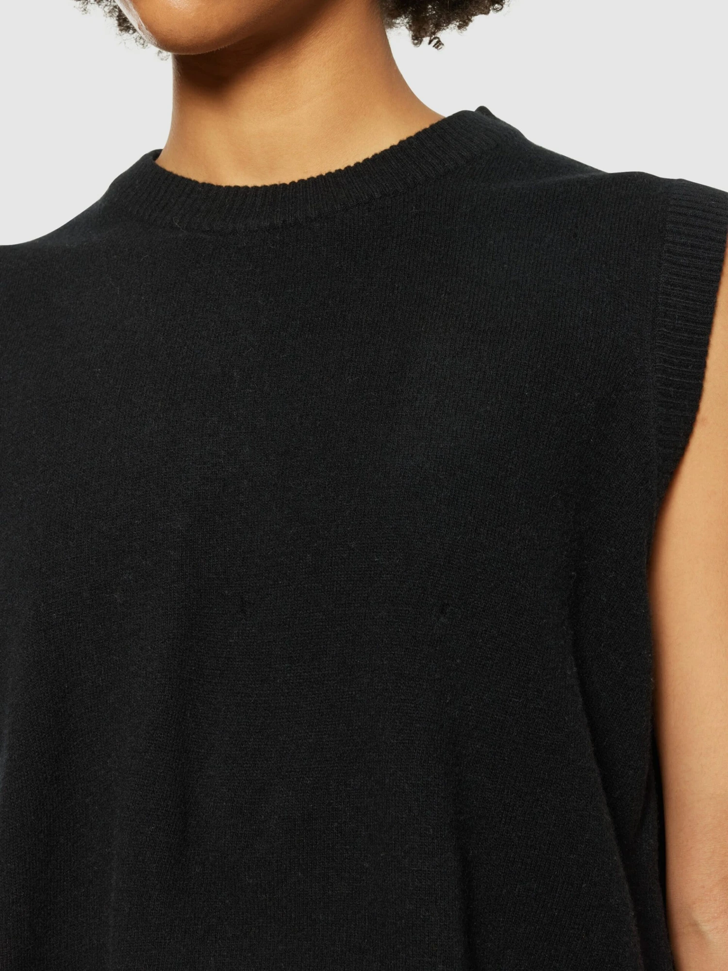 Lambswool Vest - Black Jet 7 Lambswool Vest - Black Jet - Image 5