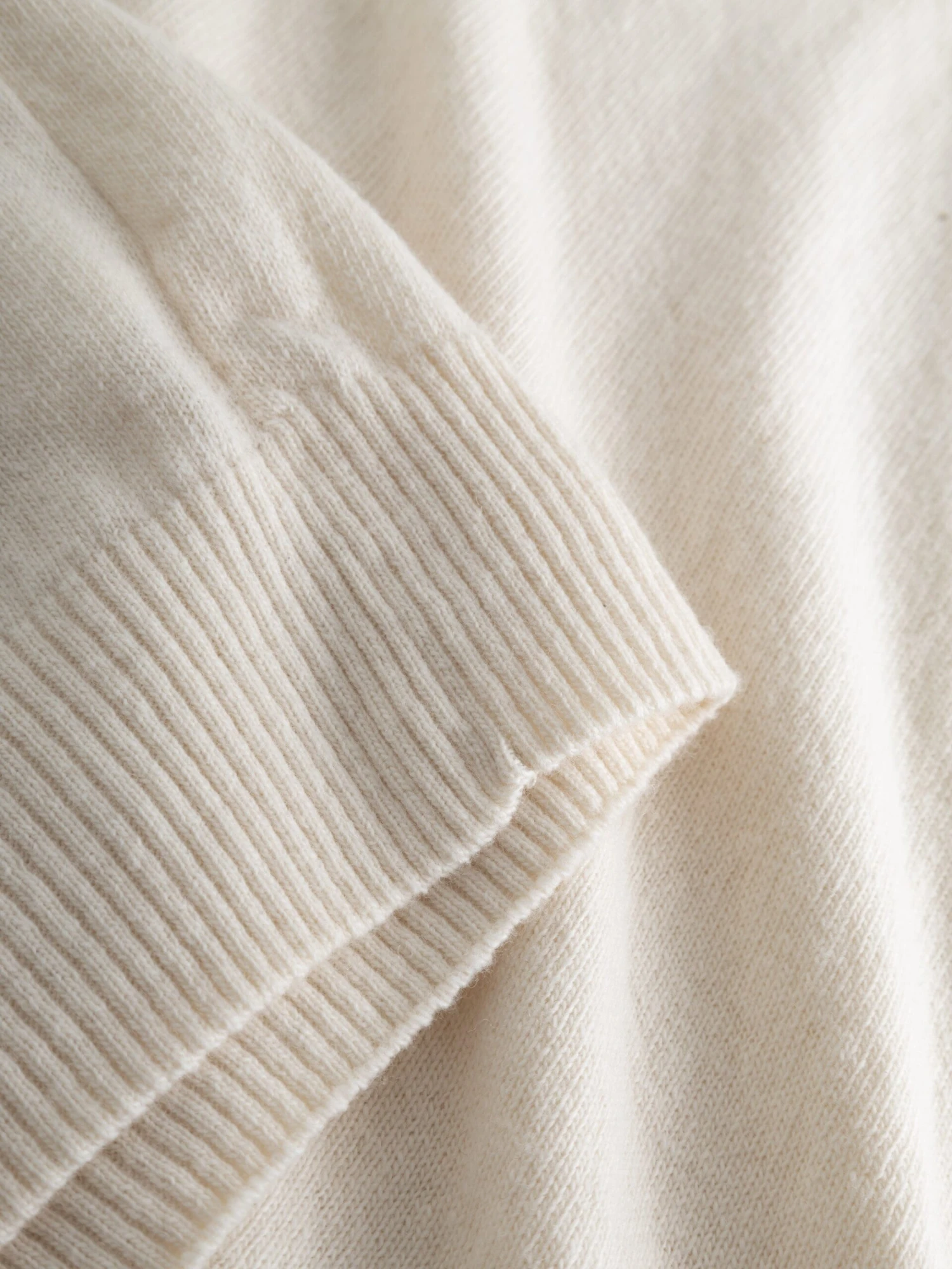 Lambswool Crew Neck - Buttercream 10 Lambswool Crew Neck - Buttercream - Image 8