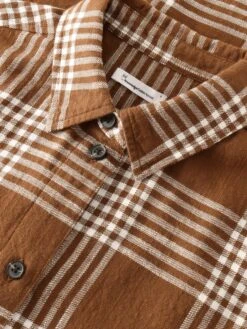 Loose Check Flannel Shirt - GOTS/Vegan - Brown Check 13 Loose Check Flannel Shirt - GOTS/Vegan - Brown Check -Knowledge Cotton Apparel Store Loose check flannel shirt GOTS Vegan Shirts 2090060 7026 Brown check 4