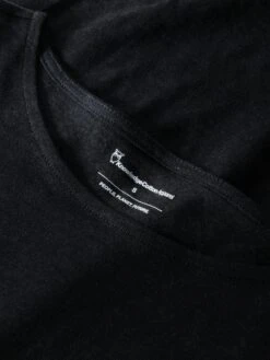 Loose Fold Up Linen T-shirt - Black Jet -Knowledge Cotton Apparel Store Loose fold up linen t shirt T shirts 2010011 1300 Black Jet 1 b9ac4d2e df77 4e06 9067 9878503066c9