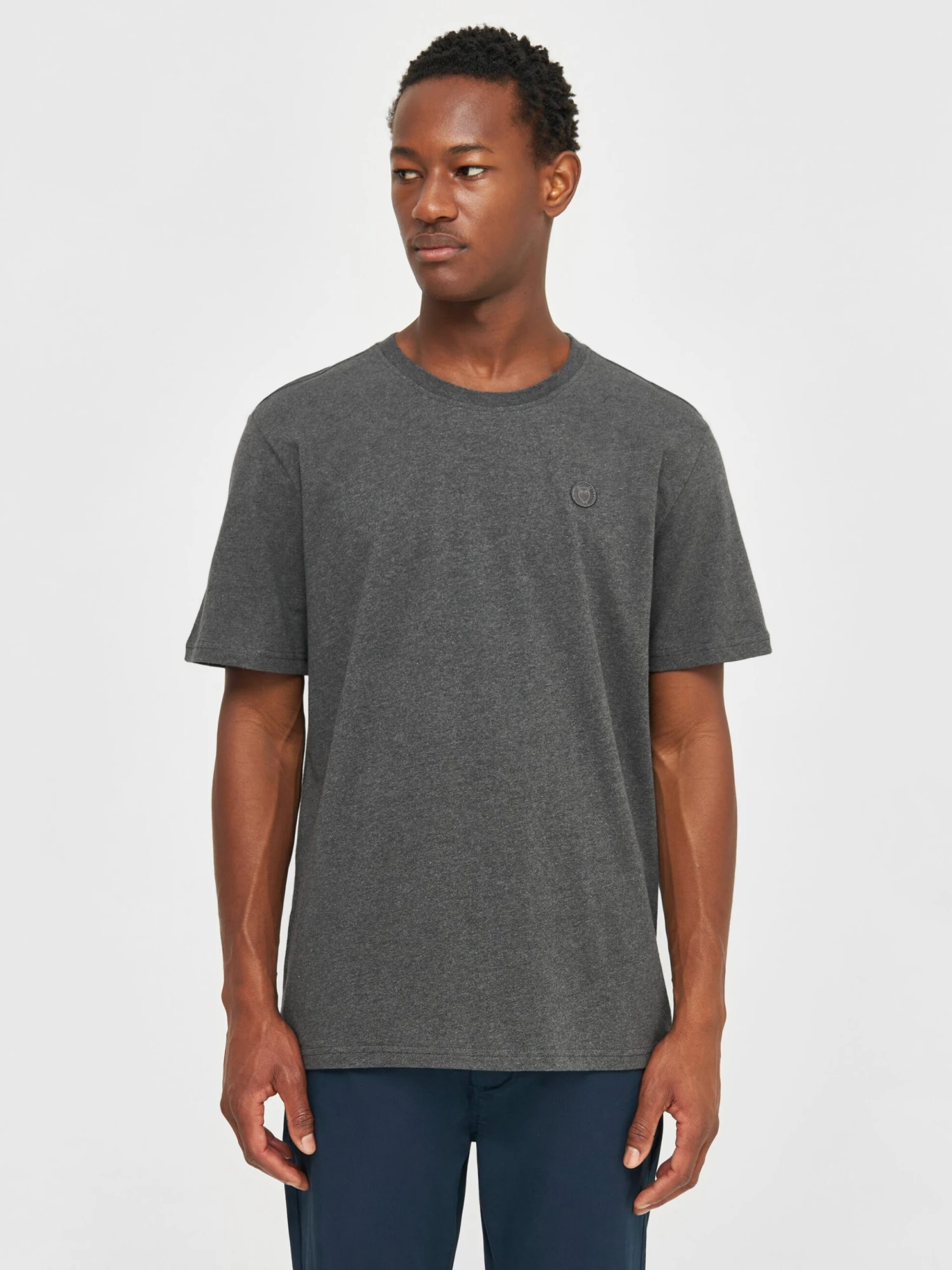 Regular Fit Badge T-shirt - Dark Grey Melange 4 Regular Fit Badge T-shirt - Dark Grey Melange - Image 2