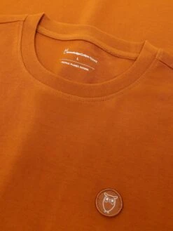 Regular Fit Badge T-shirt - Pumpkin Spice