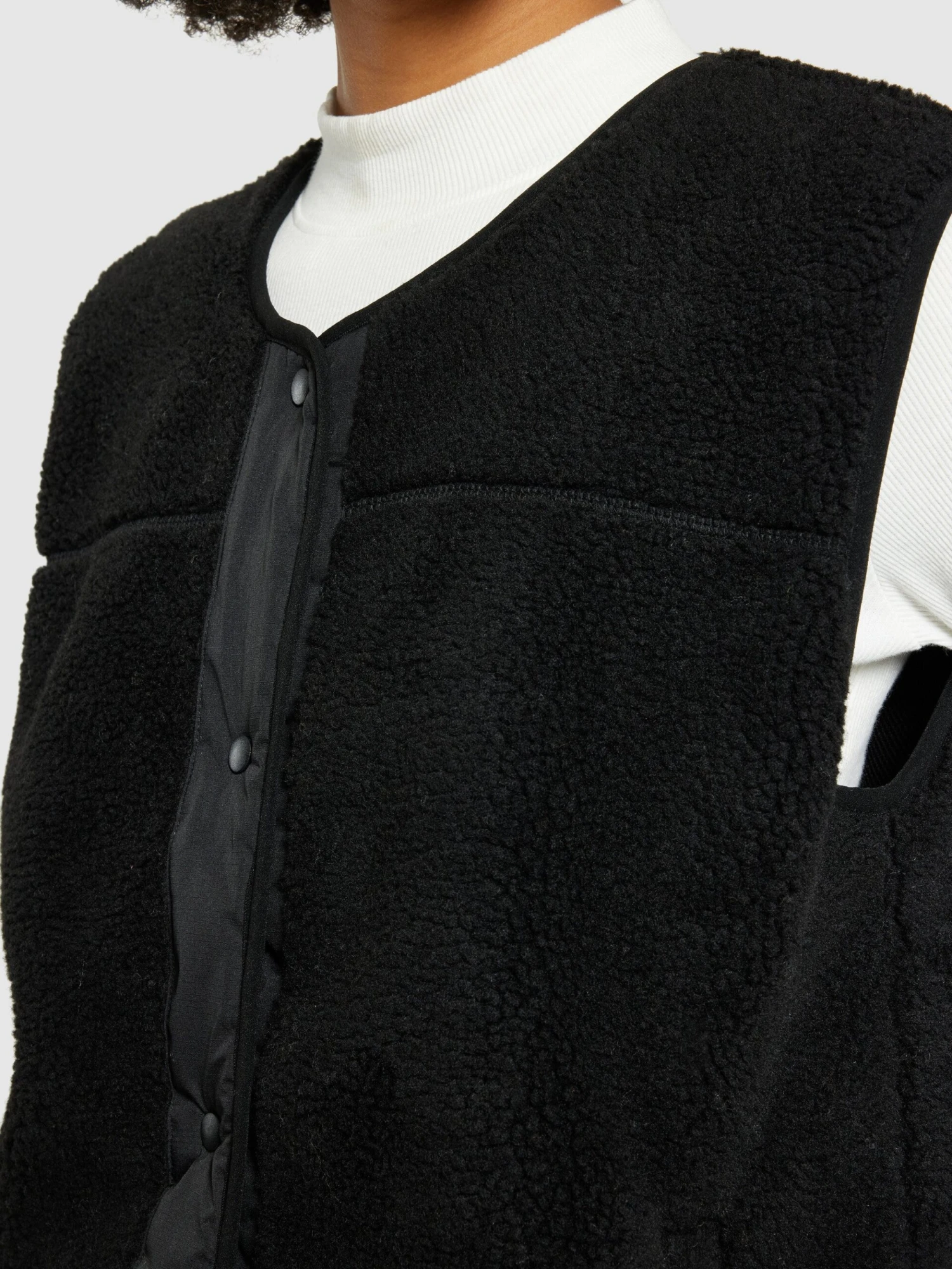 Teddy Crew Neck Vest - GRS/Vegan - Black Jet 7 Teddy Crew Neck Vest - GRS/Vegan - Black Jet - Image 5